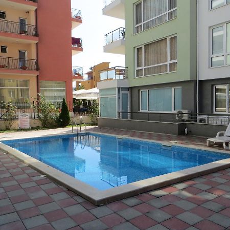 Apartments In Azalia 2 Complex Nesebar Bagian luar foto