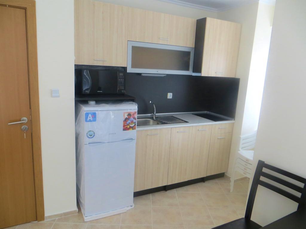 Apartments In Azalia 2 Complex Nesebar Ruang foto